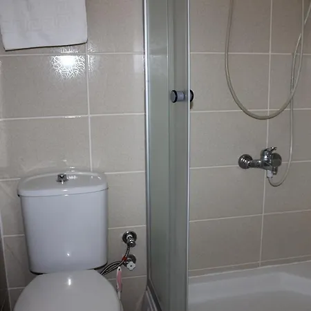 Kerpe Gunes Apart Kandira