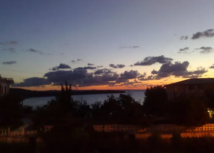 Kerpe Gunes Apart * Kandira