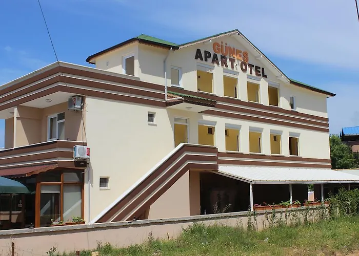 Kerpe Gunes Apart Kandira